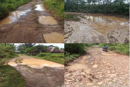 Jalan Rusak Berat Warga Desa Ciapus Be
