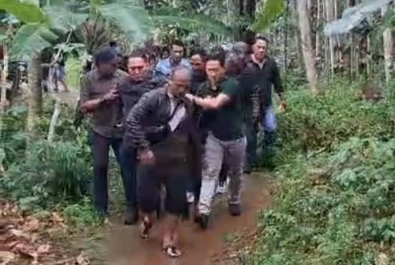 Pelaku Pembacokan Prajurit TNI di Kafe Sapuran Wonosobo Ditangkap, Sempat Sembunyi di Kepil