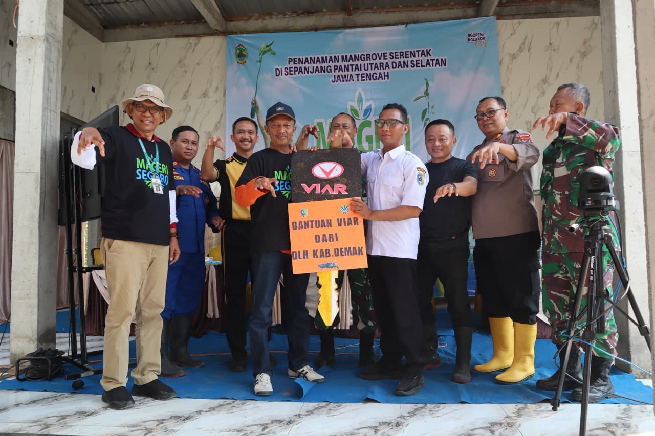 Polres Demak dan Pemkab Tanam 6.000 Bibit Mangrove Dukung Program “Mageri Segoro” Jateng  Dukung Ger