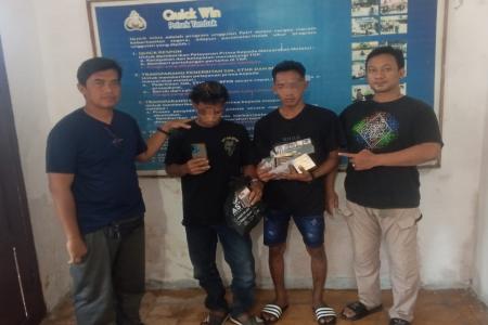 POLSEK TAMBAK AMANKAN DUA PELAKU C